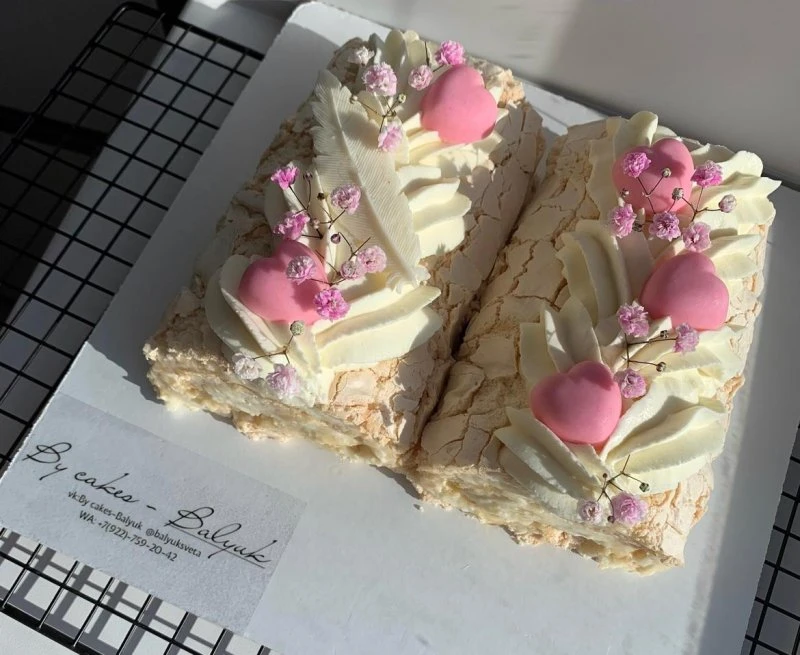 By cakes-Balyuk