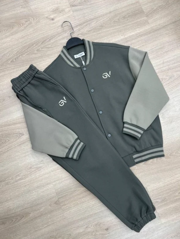 MAJOR