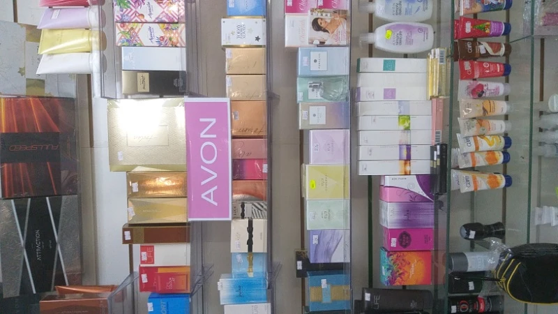Парфюмерия AVON 