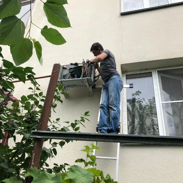 Замена згоревшего кондицатора.