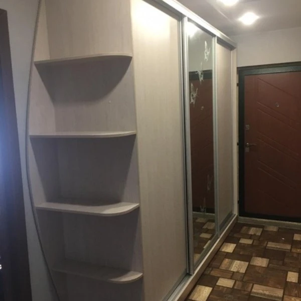 Купе шкафы по индивидуальному предпочтению