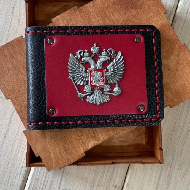 Что подарить человеку в погонах? 