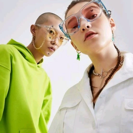 САЛОН СОЛНЦЕЗАЩИТНЫХ ОЧКОВ "FRESH"