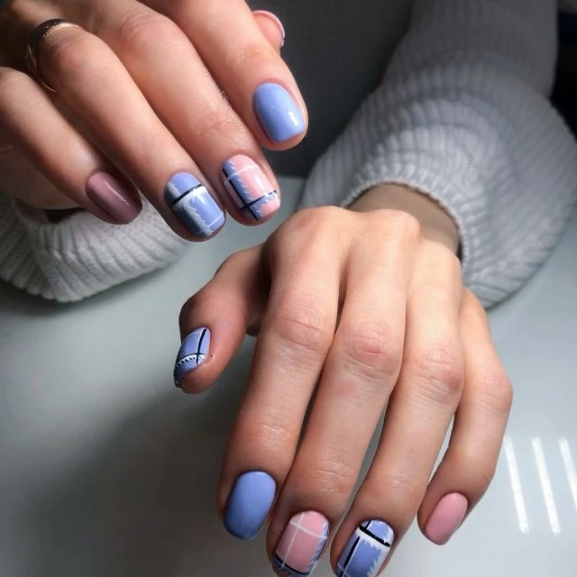Маникюр/педикюр на Командорской 💅