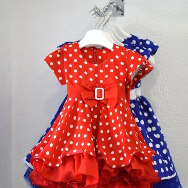 Мы – TRENDY KIDS, частичка семьи TRENDY. Небольшая, но не маловажная. Мы для детей: совсем крох и уже самостоятельных модников. 