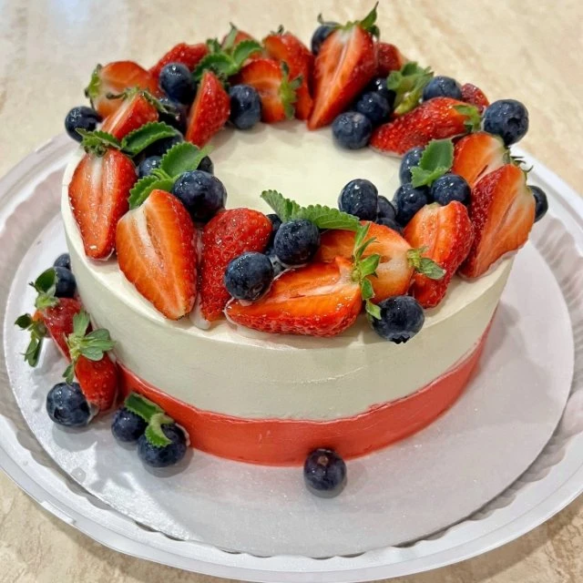 "Молочоная девочка"🎂