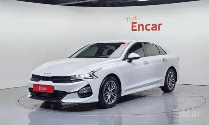Kia k5  2022год 